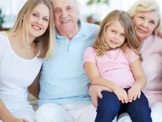Alzheimeris ar natūrali senatvė: kaip atskirti ankstyvuosius ligos požymius?