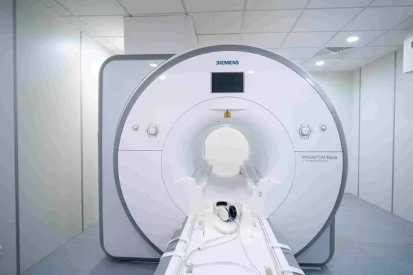 MRT aparato anga klinikos kabinete