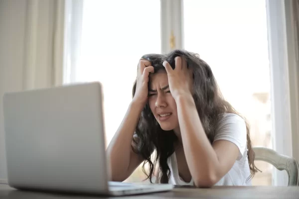 Medicinos psichologė ragina atkreipti dėmesį: nerimas valdo jus, ar jūs – jį?