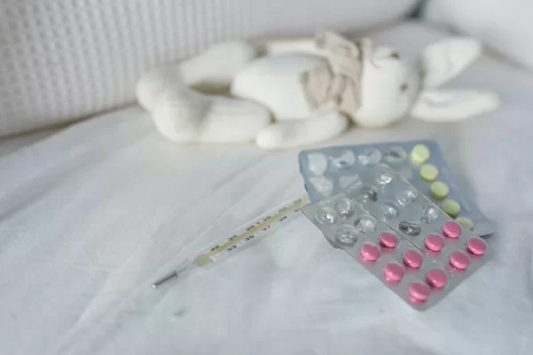 Vaikui pakilo temperatūra – kada ją reikėtų mušti vaistais?