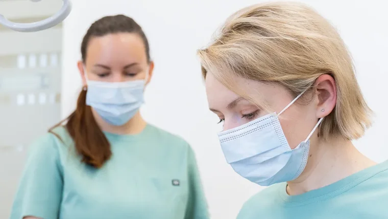 Odontologinis gydymas atsiskaitant dalimis – kaip tai veikia?