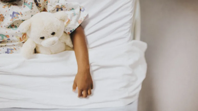 Skarlatina vaikams: kaip atpažinti išbėrimą ir kuo ji skiriasi nuo paprasto peršalimo?